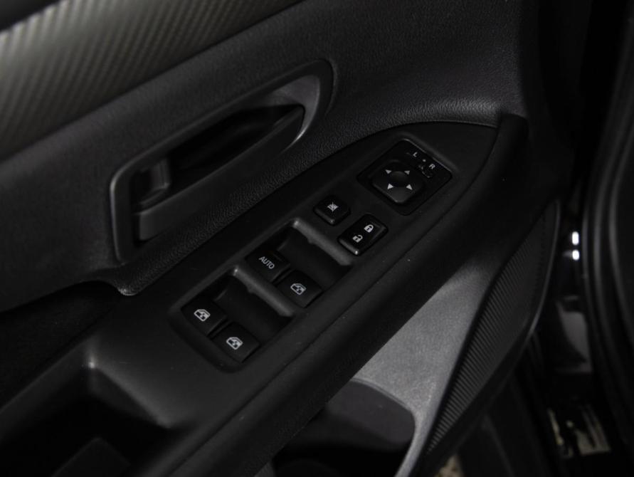 Mitsubishi Outlander III Рестайлинг 2 Санкт-Петербург  - изображение 16