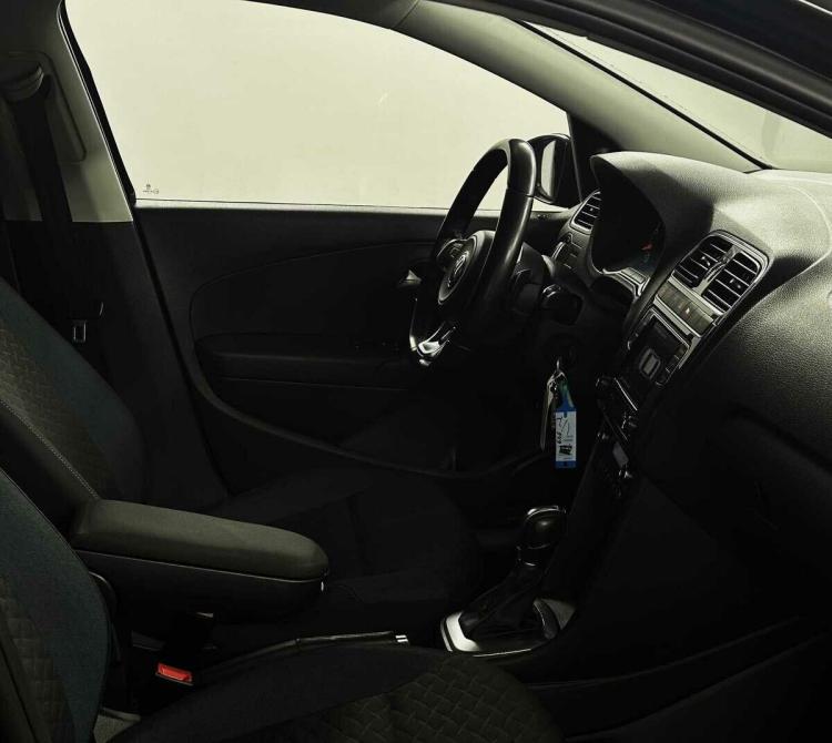 Volkswagen Polo V Рестайлинг Москва  - изображение 12