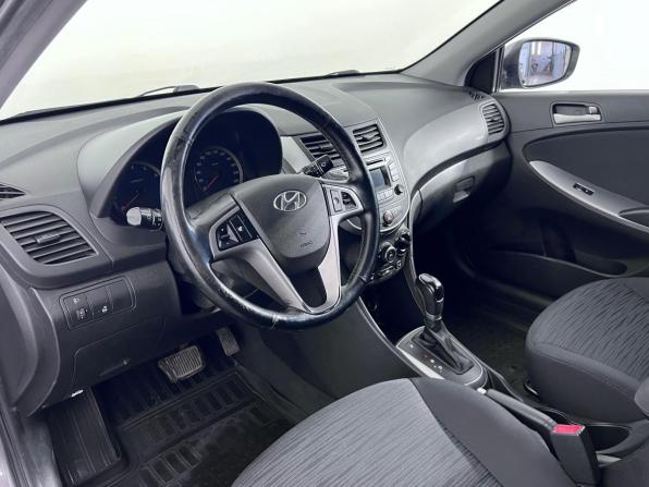 Hyundai Solaris I Рестайлинг с пробегом 2015 года, цена 1 151 000 рублей, 124238 км, седан, Автокод Объявления