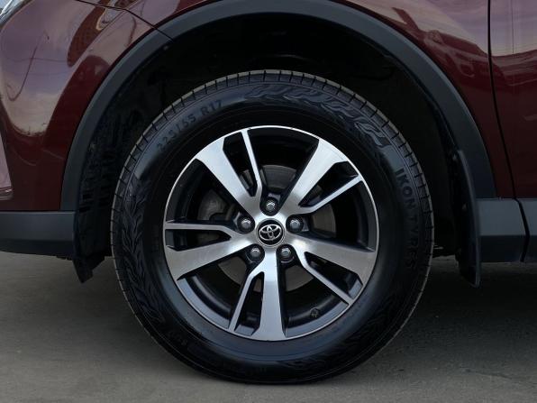 Toyota RAV4 IV (XA40) Рестайлинг с пробегом 2017 года, цена 1 999 000 рублей, 200840 км, внедорожник, Автокод Объявления