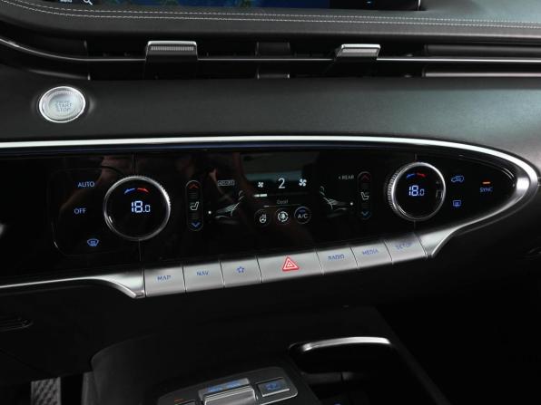 Genesis GV70 I с пробегом 2021 года, цена 4 420 000 рублей, 55330 км, внедорожник, Автокод Объявления