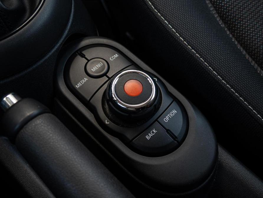 Mini Hatch III (F55/F56) Рестайлинг Краснодар  - изображение 15
