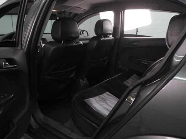 Opel Astra H Рестайлинг с пробегом 2011 года, цена 699 000 рублей, 165459 км, седан, Автокод Объявления