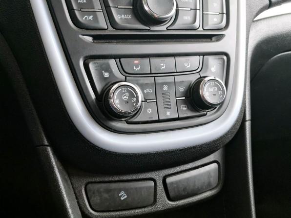 Opel Mokka I с пробегом 2013 года, цена 960 000 рублей, 145645 км, внедорожник, Автокод Объявления