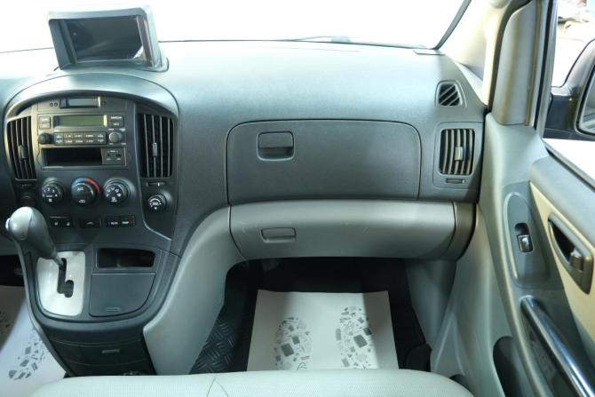 Hyundai Grand Starex I с пробегом 2011 года, цена 1 649 000 рублей, 194000 км, минивэн, Автокод Объявления