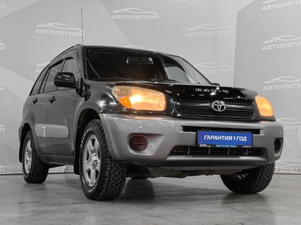 Toyota RAV4 II (XA20) Рестайлинг с пробегом 2005 года, цена 805 000 рублей, 261987 км, внедорожник, Автокод Объявления