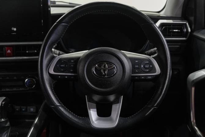 Toyota Raize I с пробегом 2020 года, цена 1 699 000 рублей, 98000 км, внедорожник, Автокод Объявления