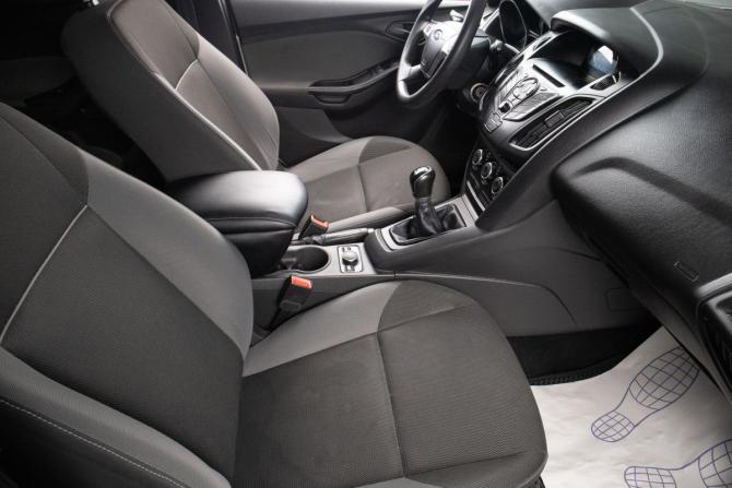 Ford Focus III с пробегом 2013 года, цена 709 000 рублей, 260000 км, хэтчбек, Автокод Объявления