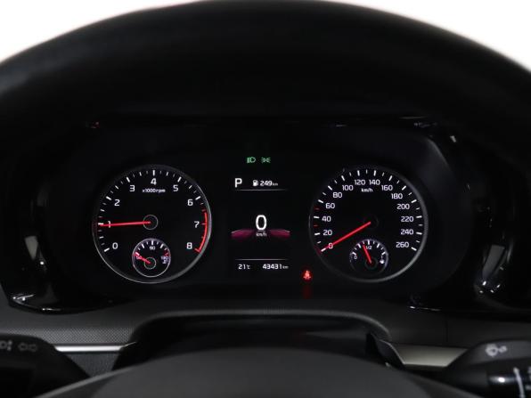 Kia K5 III с пробегом 2023 года, цена 2 799 900 рублей, 43430 км, седан, Автокод Объявления