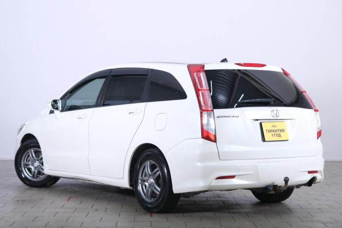 Honda Stream II Рестайлинг с пробегом 2010 года, цена 1 319 000 рублей, 102000 км, компактвэн, Автокод Объявления