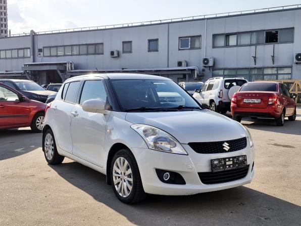 Suzuki Swift IV с пробегом 2012 года, цена 999 000 рублей, 73859 км, хэтчбек, Автокод Объявления