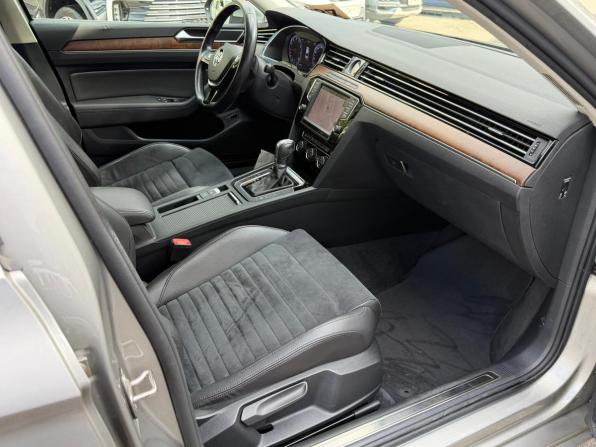 Volkswagen Passat B8 с пробегом 2016 года, цена 1 749 000 рублей, 123500 км, седан, Автокод Объявления