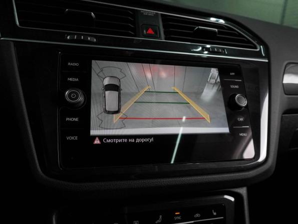 Volkswagen Tiguan II с пробегом 2019 года, цена 2 480 000 рублей, 211480 км, внедорожник, Автокод Объявления