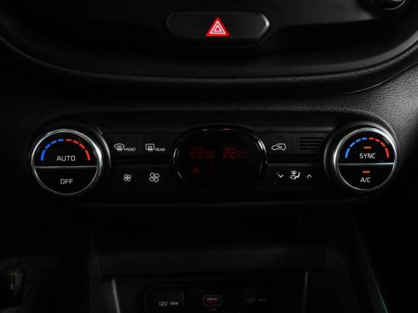 Kia Soul III с пробегом 2022 года, цена 2 199 000 рублей, 73460 км, хэтчбек, Автокод Объявления