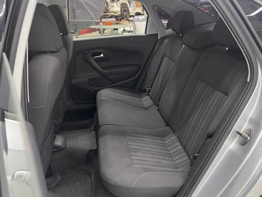Volkswagen Polo V Рестайлинг Ростов-на-Дону  - изображение 9