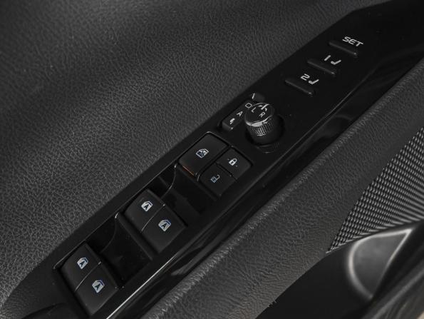 Toyota Camry VIII (XV70) с пробегом 2020 года, цена 3 430 000 рублей, 112283 км, седан, Автокод Объявления