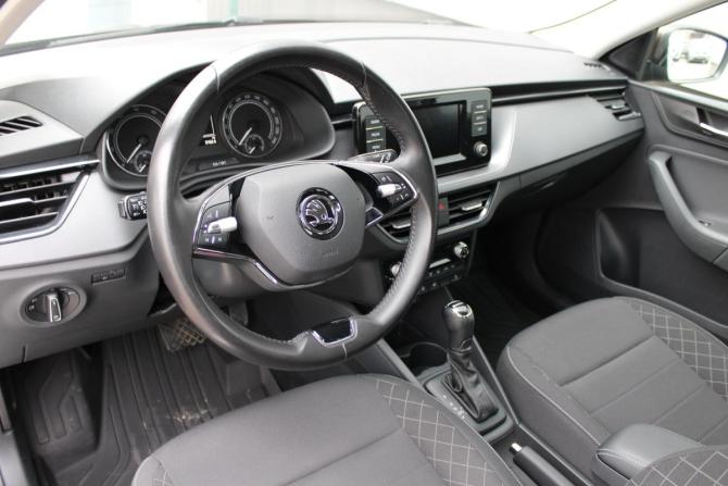 Skoda Rapid II с пробегом 2020 года, цена 1 558 000 рублей, 123502 км, лифтбек, Автокод Объявления