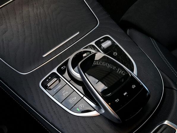 Mercedes-Benz E-Класс V (W213 S213 C238) Рестайлинг с пробегом 2020 года, цена 4 250 000 рублей, 49873 км, седан, Автокод Объявления