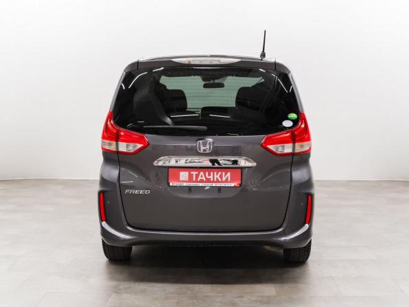 Honda Freed II с пробегом 2018 года, цена 1 397 000 рублей, 157000 км, компактвэн, Автокод Объявления