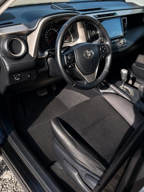 Toyota RAV4 IV (XA40) Набережные Челны  - изображение 13