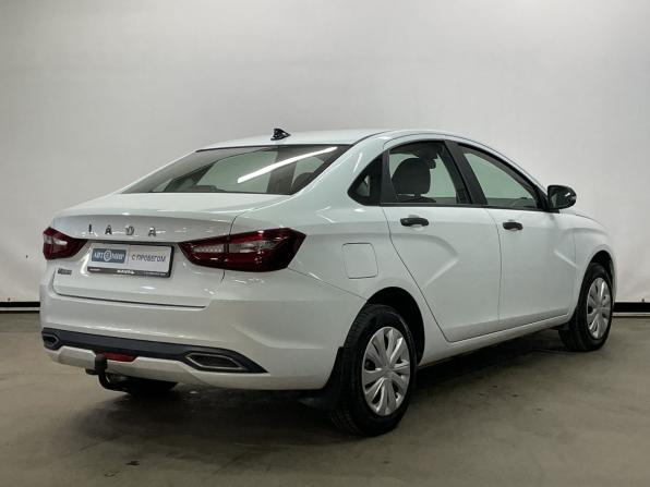 Lada (ВАЗ) Vesta I Рестайлинг (NG) с пробегом 2023 года, цена 1 290 000 рублей, 15400 км, седан, Автокод Объявления