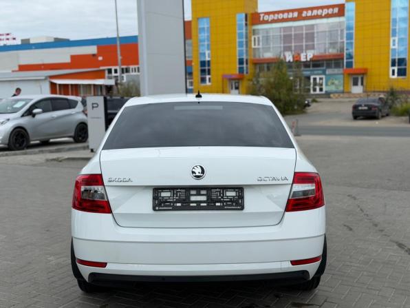 Skoda Octavia III (A7) Рестайлинг с пробегом 2020 года, цена 1 950 000 рублей, 104157 км, лифтбек, Автокод Объявления