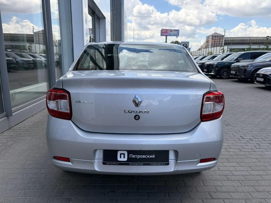 Renault Logan II Москва  - изображение 7
