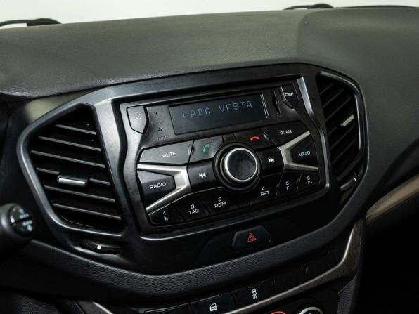 Lada (ВАЗ) Vesta I с пробегом 2015 года, цена 725 000 рублей, 95151 км, седан, Автокод Объявления