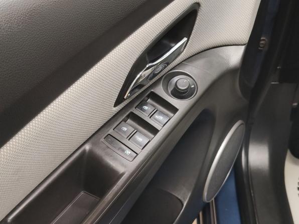 Chevrolet Cruze I Рестайлинг с пробегом 2013 года, цена 683 000 рублей, 136964 км, хэтчбек, Автокод Объявления