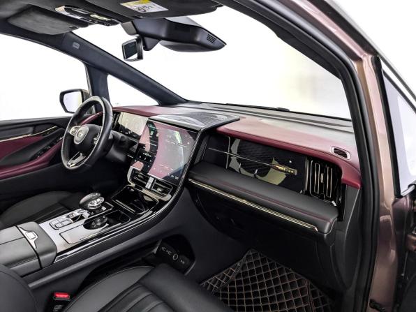 GAC M8 с пробегом 2024 года, цена 4 195 000 рублей, 60681 км, минивэн, Автокод Объявления