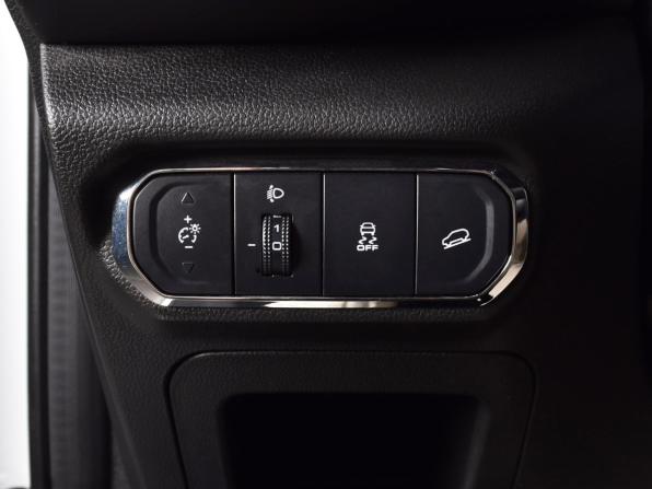 Haval Jolion I с пробегом 2023 года, цена 1 664 995 рублей, 74213 км, внедорожник, Автокод Объявления
