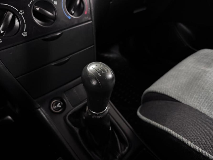 Toyota Corolla IX (E120 E130) Тюмень  - изображение 15