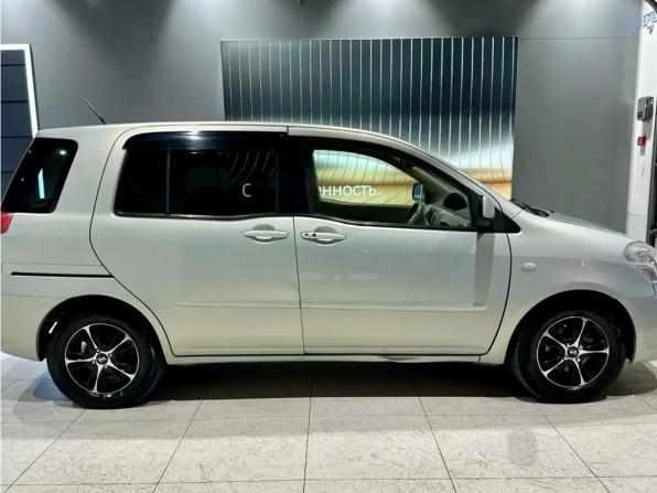 Toyota Raum II с пробегом 2011 года, цена 750 000 рублей, 241000 км, компактвэн, Автокод Объявления