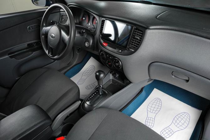 Kia Rio II Рестайлинг с пробегом 2010 года, цена 679 000 рублей, 180000 км, седан, Автокод Объявления