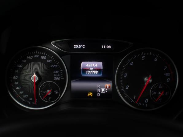 Mercedes-Benz GLA I (X156) Рестайлинг с пробегом 2017 года, цена 2 105 000 рублей, 137820 км, внедорожник, Автокод Объявления