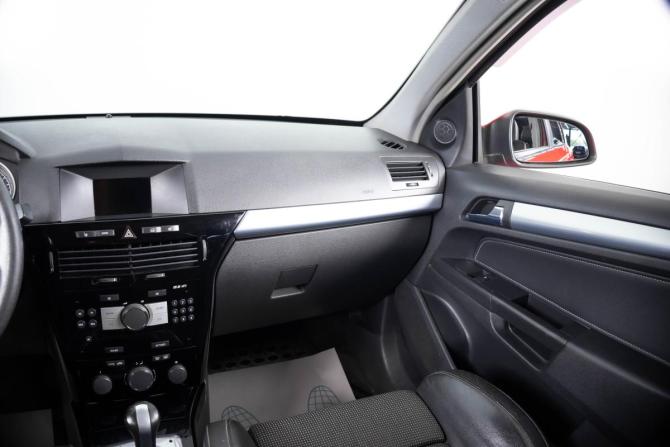 Opel Astra H Рестайлинг с пробегом 2008 года, цена 439 000 рублей, 273415 км, хэтчбек, Автокод Объявления