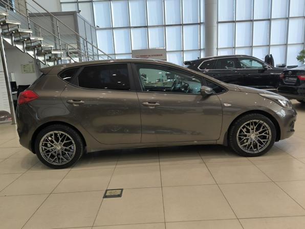 Kia Ceed II с пробегом 2013 года, цена 925 000 рублей, 191175 км, хэтчбек, Автокод Объявления
