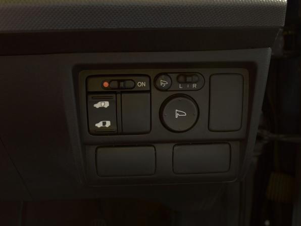 Honda Freed I с пробегом 2010 года, цена 999 995 рублей, 163159 км, компактвэн, Автокод Объявления
