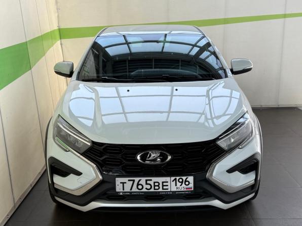 Lada (ВАЗ) Vesta I Рестайлинг (NG) с пробегом 2023 года, цена 1 649 000 рублей, 20000 км, седан, Автокод Объявления