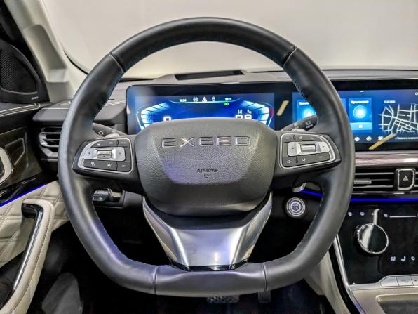 Exeed VX I с пробегом 2023 года, цена 3 150 000 рублей, 35242 км, внедорожник, Автокод Объявления