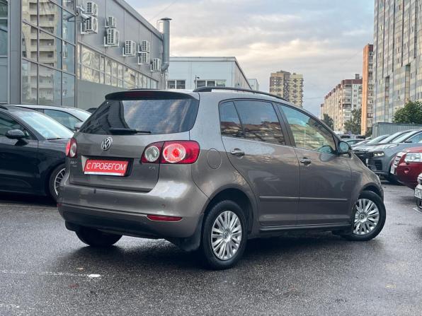 Volkswagen Golf Plus II с пробегом 2012 года, цена 699 000 рублей, 196220 км, хэтчбек, Автокод Объявления