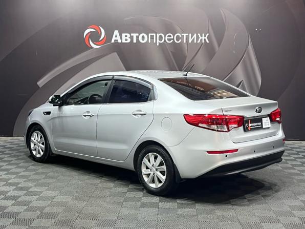 Kia Rio III Рестайлинг с пробегом 2016 года, цена 1 090 000 рублей, 97000 км, седан, Автокод Объявления