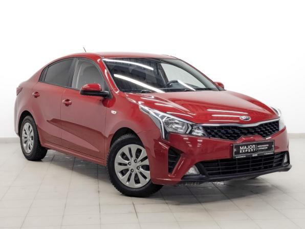 Kia Rio IV Рестайлинг с пробегом 2021 года, цена 1 630 000 рублей, 56582 км, седан, Автокод Объявления