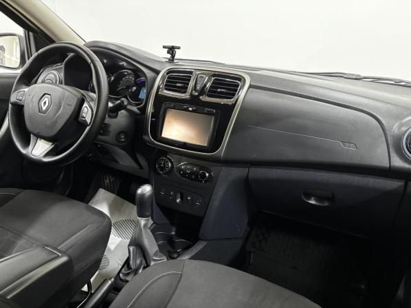 Renault Sandero II с пробегом 2014 года, цена 810 000 рублей, 156831 км, хэтчбек, Автокод Объявления