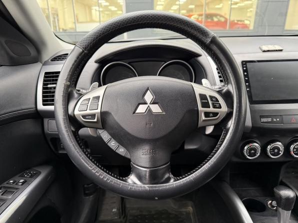Mitsubishi Outlander II Рестайлинг с пробегом 2009 года, цена 929 000 рублей, 299002 км, внедорожник, Автокод Объявления