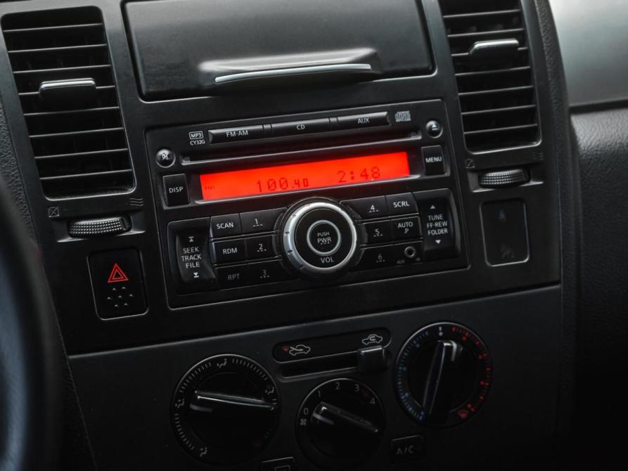 Nissan Tiida I Рестайлинг Челябинск  - изображение 22