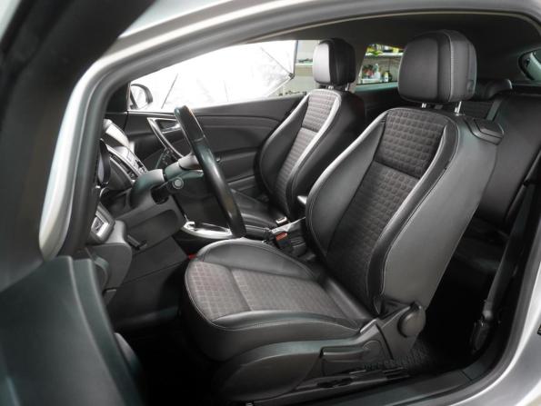 Opel Astra J Рестайлинг с пробегом 2012 года, цена 919 000 рублей, 153335 км, хэтчбек, Автокод Объявления