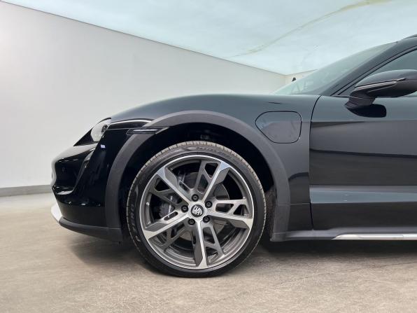 Porsche Taycan I с пробегом 2022 года, цена 9 990 000 рублей, 27300 км, универсал, Автокод Объявления