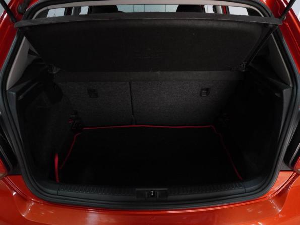 Volkswagen Polo V с пробегом 2011 года, цена 799 000 рублей, 220096 км, хэтчбек, Автокод Объявления
