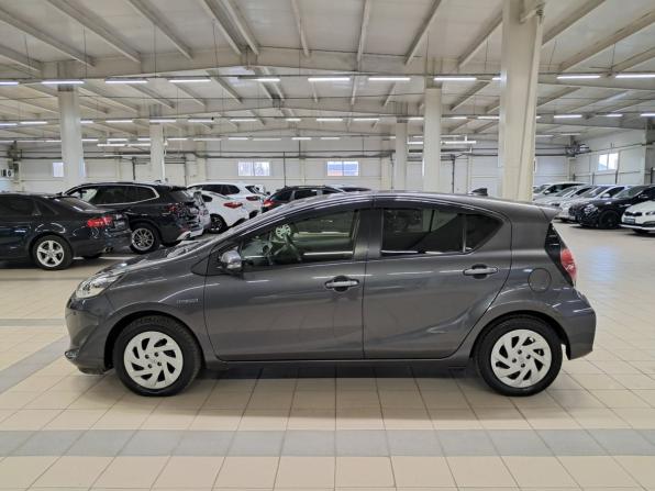 Toyota Aqua I Рестайлинг 2 с пробегом 2019 года, цена 1 390 000 рублей, 100470 км, хэтчбек, Автокод Объявления